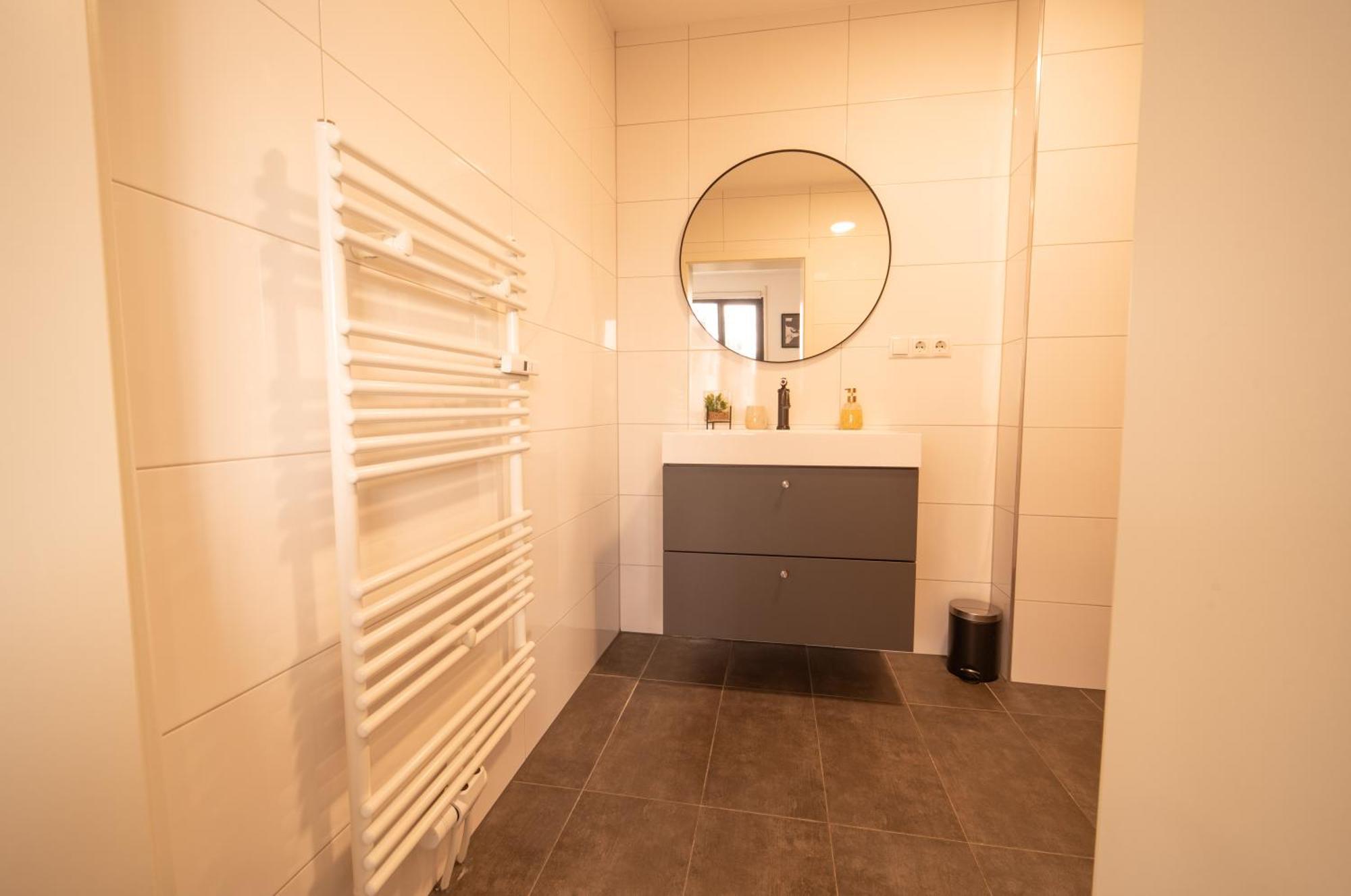 Ferienwohnung Mit Ladesaeule In Kassel Harleshausen Esterno foto